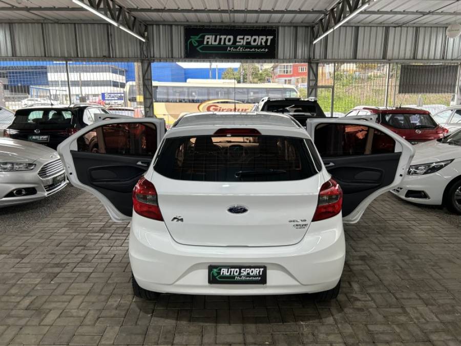 FORD - KA - 2016/2017 - Branca - R$ 49.900,00
