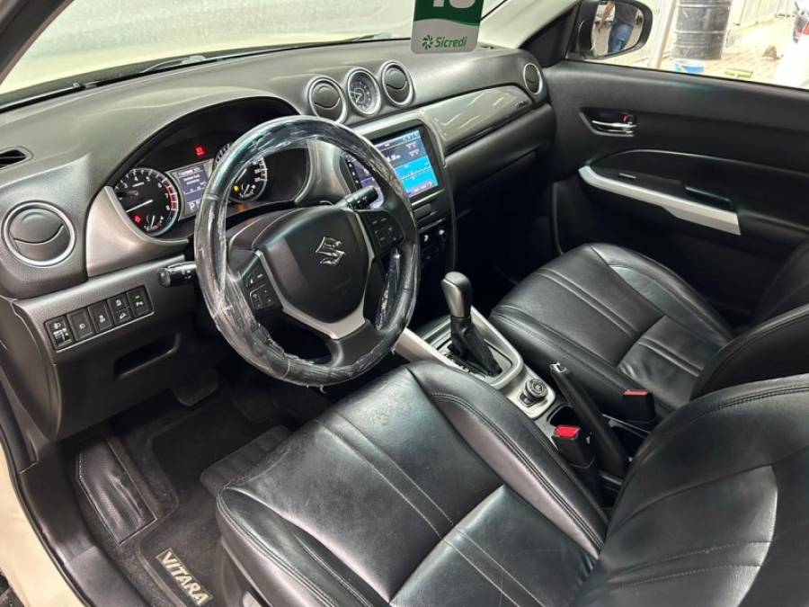 SUZUKI - VITARA - 2017/2018 - Bege - R$ 84.000,00