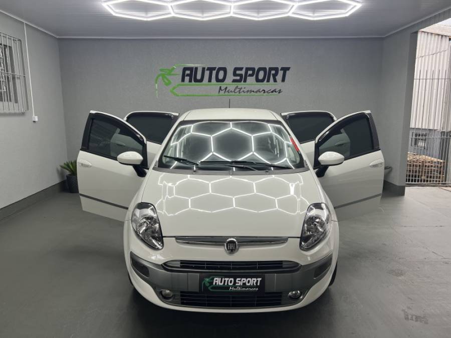 FIAT - PUNTO - 2014/2014 - Branca - R$ 39.900,00