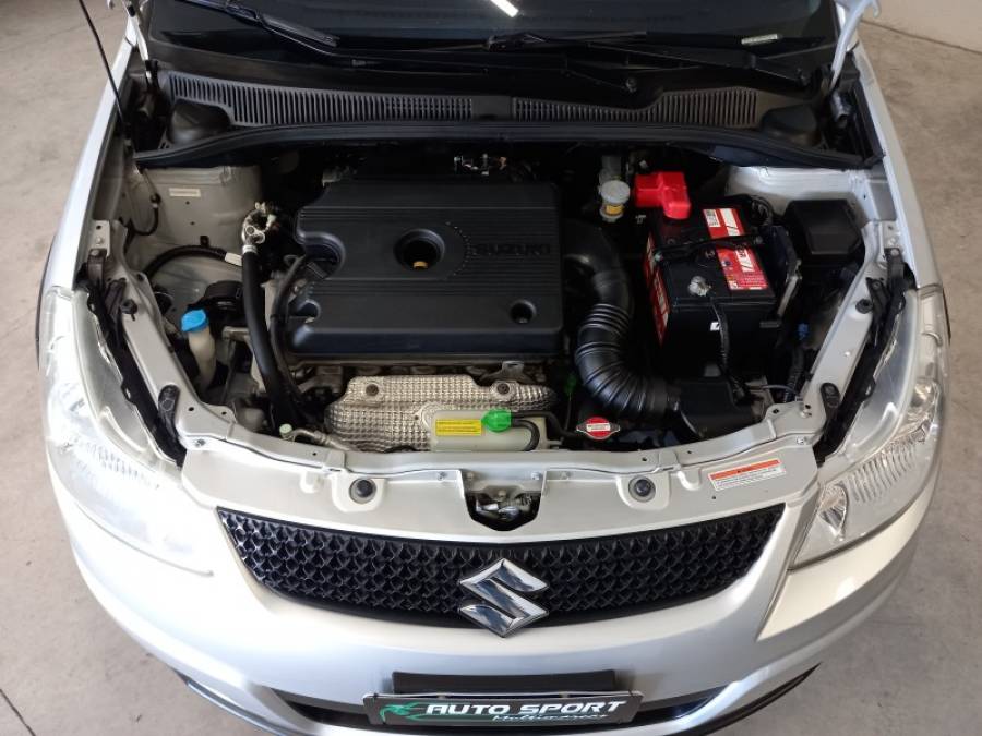 SUZUKI - SX4 - 2011/2012 - Prata - R$ 44.900,00