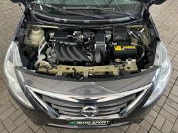 NISSAN - VERSA - 2016/2016 - Cinza - R$ 46.900,00