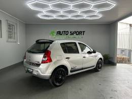 RENAULT - SANDERO - 2011/2011 - Prata - R$ 32.900,00