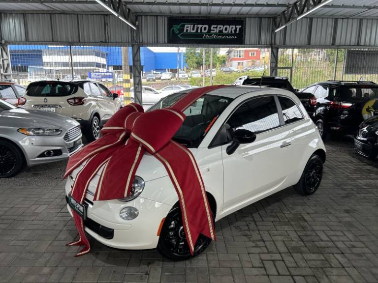 FIAT - 500 - 2013/2013 - Branca - R$ 44.900,00