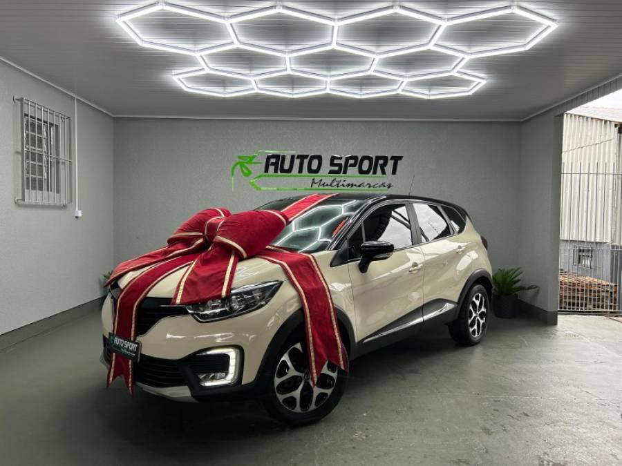 RENAULT - CAPTUR - 2017/2018 - Bege - R$ 78.800,00