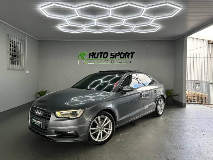 AUDI - A3 - 2015/2015 - Cinza - R$ 91.900,00