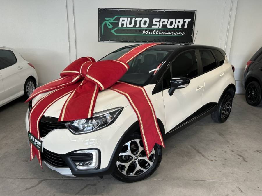 RENAULT - CAPTUR - 2017/2018 - Bege - R$ 78.800,00