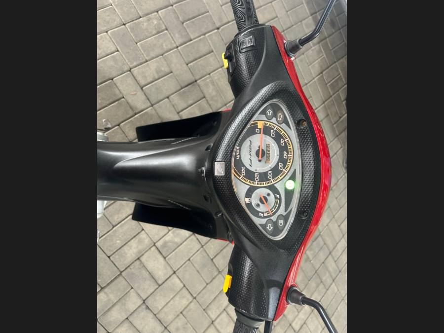 HONDA - BIZ 125 - 2010/2010 - Vermelha - R$ 9.900,00
