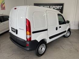 RENAULT - KANGOO - 2015/2016 - Branca - R$ 46.900,00