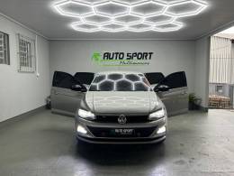 VOLKSWAGEN - POLO - 2017/2018 - Prata - R$ 68.990,00