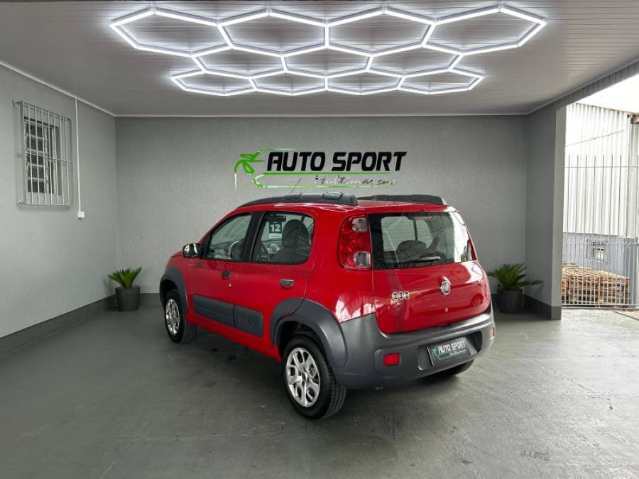 FIAT - UNO - 2012/2012 - Vermelha - R$ 31.900,00