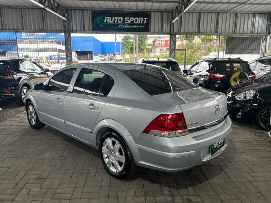 CHEVROLET - VECTRA - 2008/2009 - Prata - R$ 42.900,00
