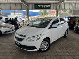 CHEVROLET - ONIX - 2014/2014 - Branca - R$ 43.900,00