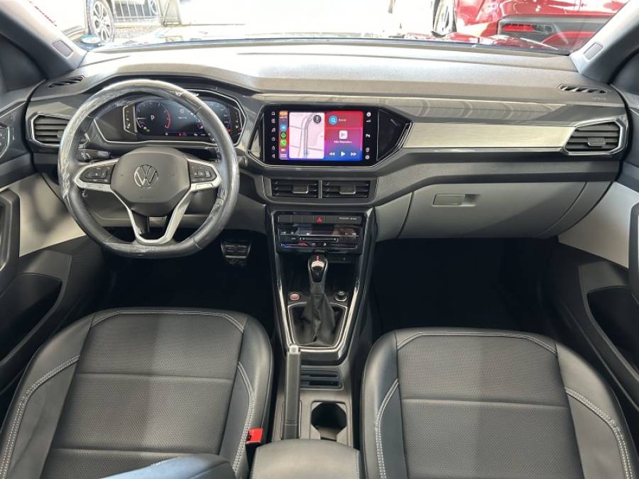 VOLKSWAGEN - T-CROSS - 2022/2022 - Preta - R$ 118.800,00