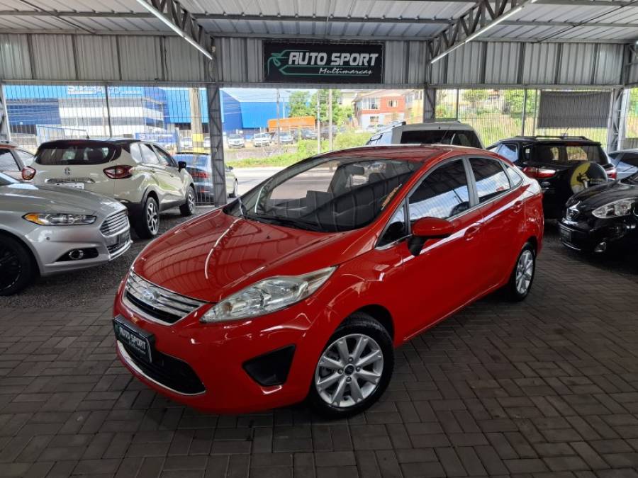 FORD - FIESTA - 2012/2012 - Vermelha - R$ 41.000,00