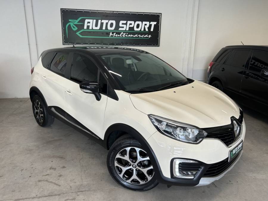 RENAULT - CAPTUR - 2017/2018 - Bege - R$ 78.800,00