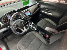 NISSAN - KICKS - 2017/2018 - Vermelha - R$ 82.900,00