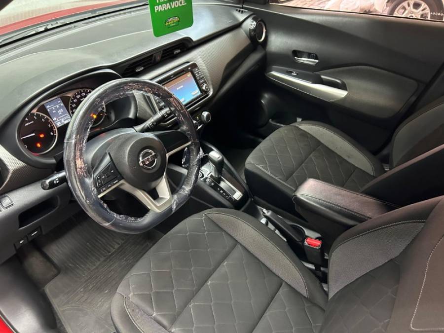 NISSAN - KICKS - 2017/2018 - Vermelha - R$ 82.900,00