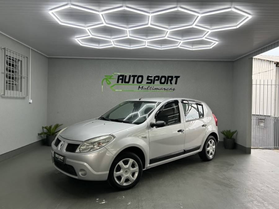 RENAULT - SANDERO - 2008/2009 - Prata - R$ 28.800,00