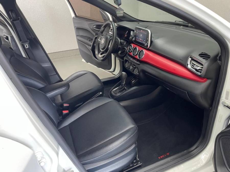 FIAT - ARGO - 2019/2020 - Branca - R$ 71.900,00
