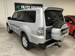 MITSUBISHI - PAJERO FULL - 2007/2008 - Prata - R$ 69.900,00