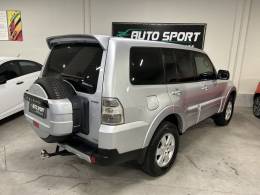 MITSUBISHI - PAJERO FULL - 2007/2008 - Prata - R$ 74.900,00