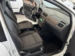 VOLKSWAGEN - FOX - 2014/2014 - Branca - R$ 45.800,00