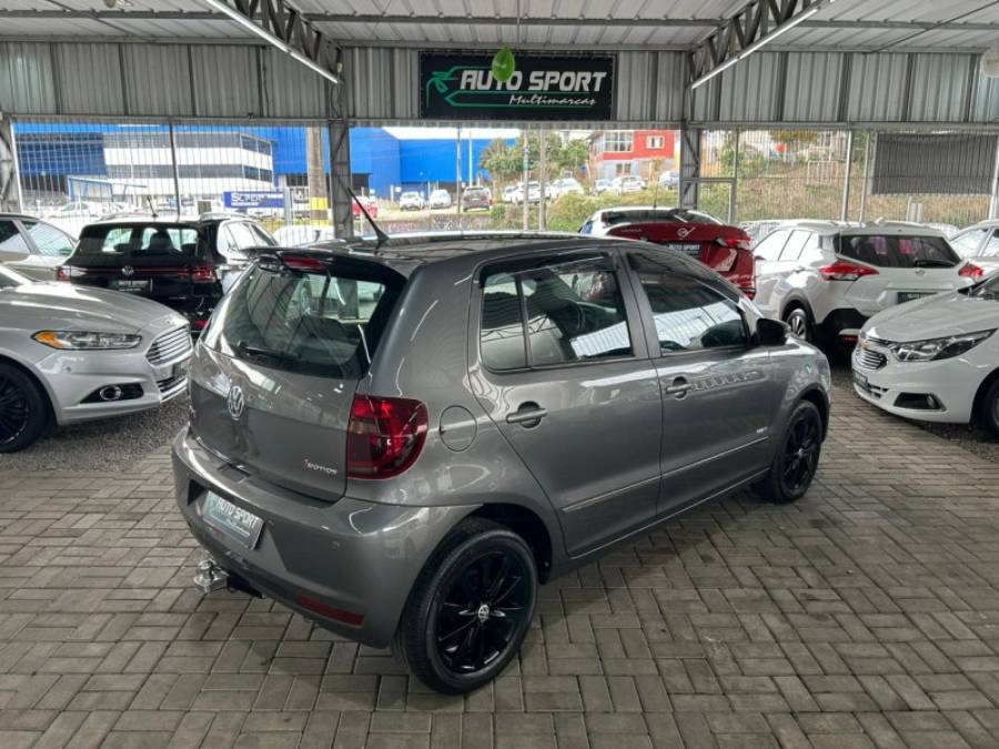 VOLKSWAGEN - FOX - 2010/2011 - Cinza - R$ 34.900,00