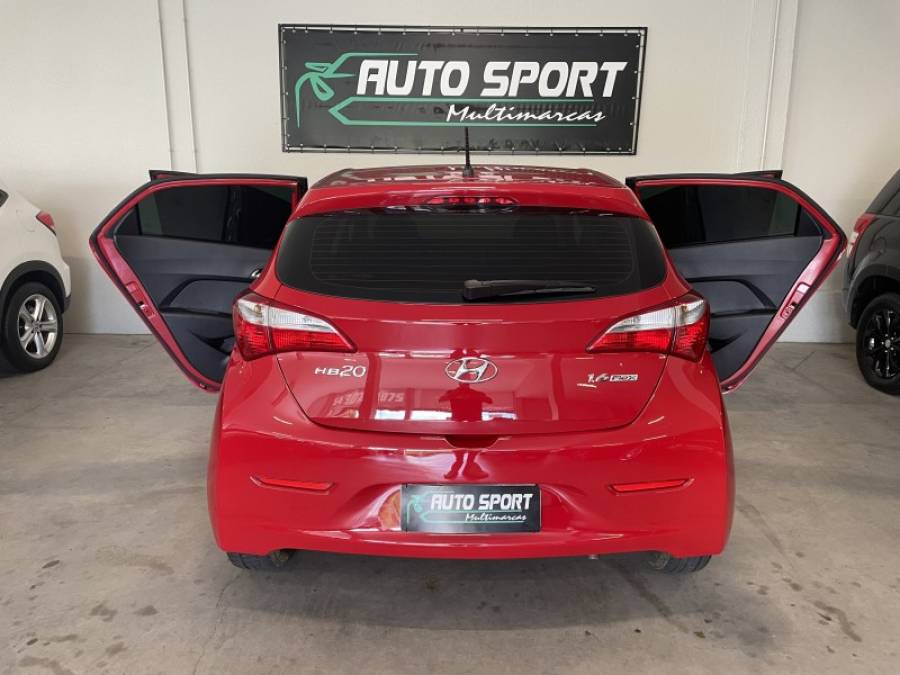 HYUNDAI - HB20 - 2015/2015 - Vermelha - R$ 49.900,00