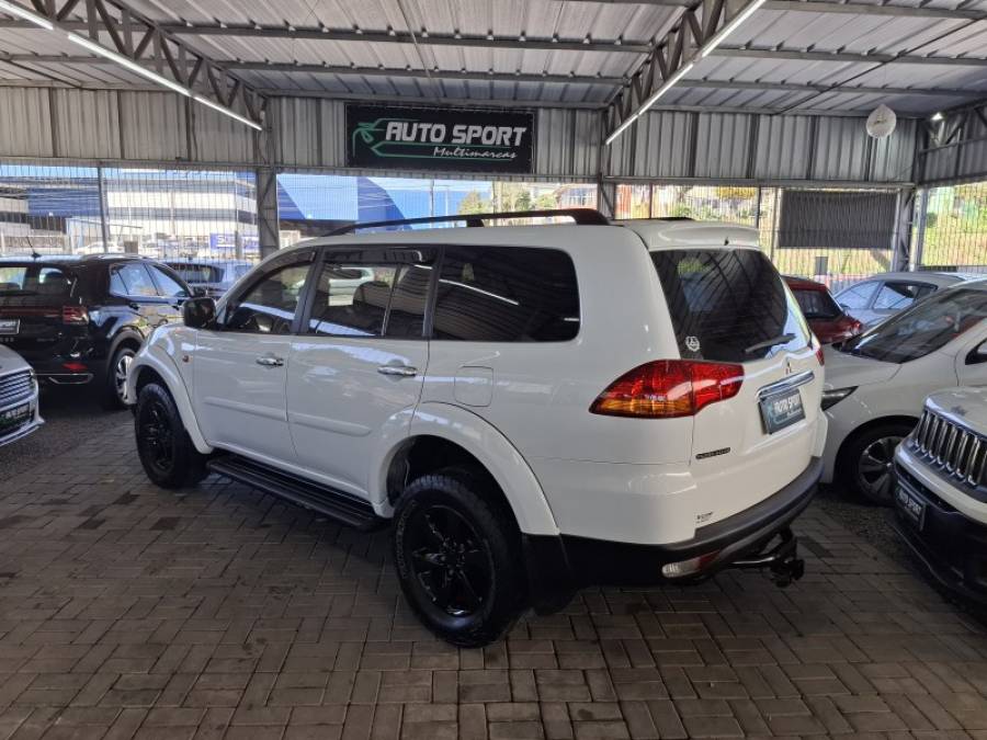 MITSUBISHI - PAJERO DAKAR - 2011/2012 - Branca - R$ 98.000,00