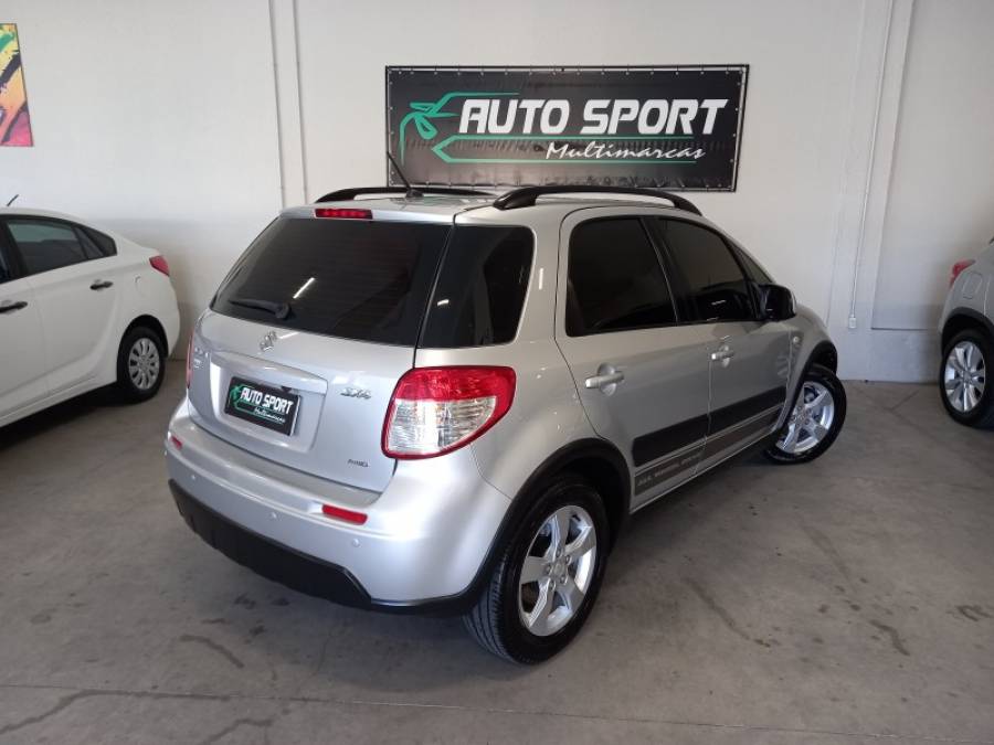 SUZUKI - SX4 - 2011/2012 - Prata - R$ 44.900,00