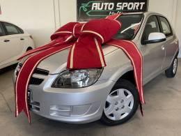 CHEVROLET - CELTA - 2013/2014 - Prata - R$ 39.900,00