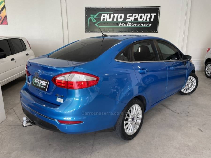 FORD - FIESTA - 2013/2014 - Azul - R$ 44.000,00