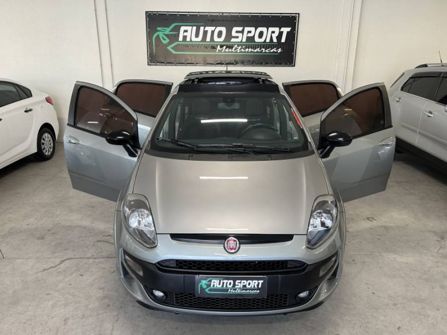 FIAT - PUNTO - 2015/2016 - Cinza - R$ 57.900,00