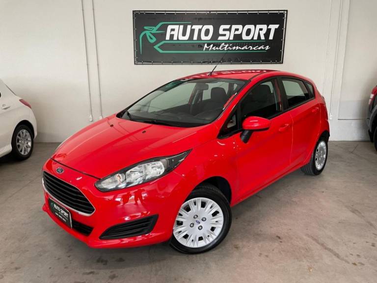 FORD - FIESTA - 2015/2015 - Vermelha - R$ 43.900,00