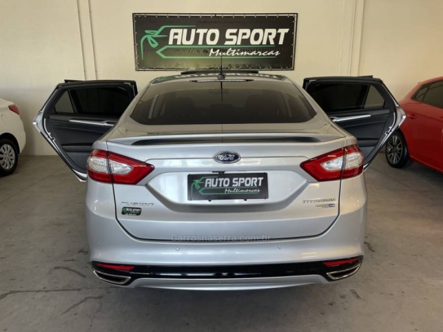 FORD - FUSION - 2015/2015 - Prata - R$ 84.000,00