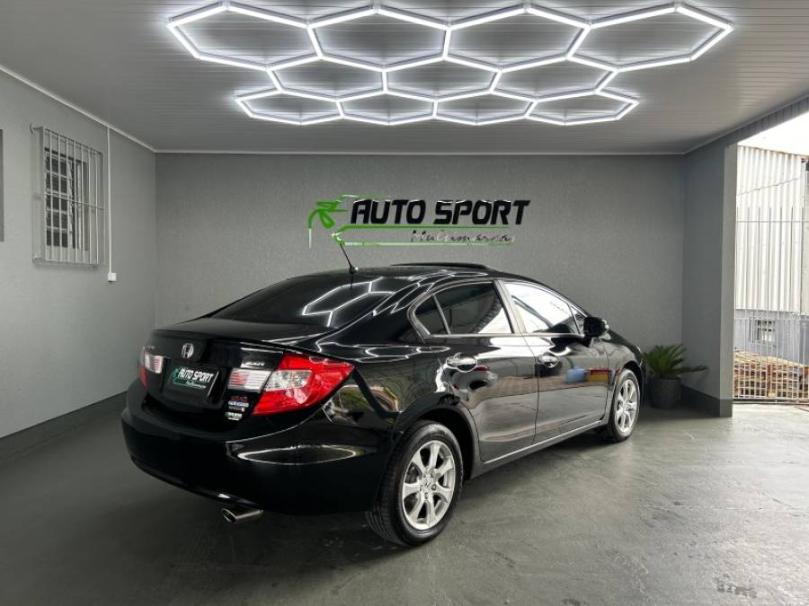 HONDA - CIVIC - 2014/2014 - Preta - R$ 76.900,00