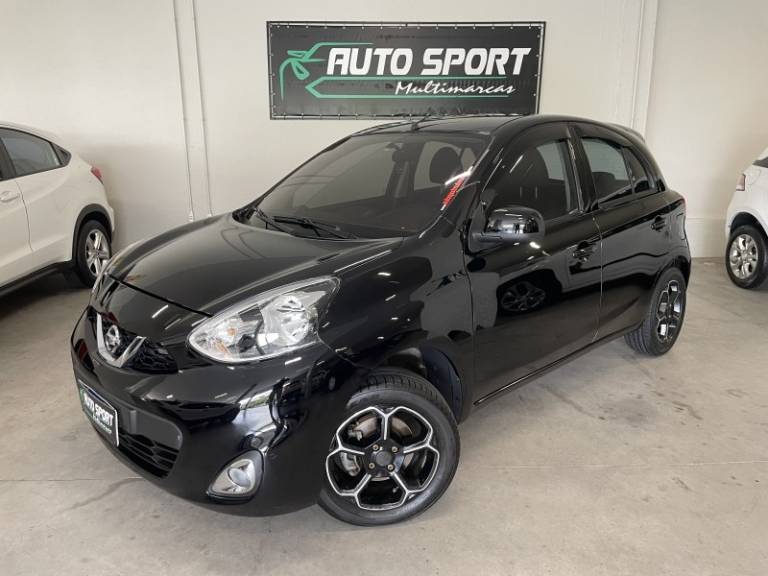 NISSAN - MARCH - 2017/2018 - Preta - R$ 46.000,00