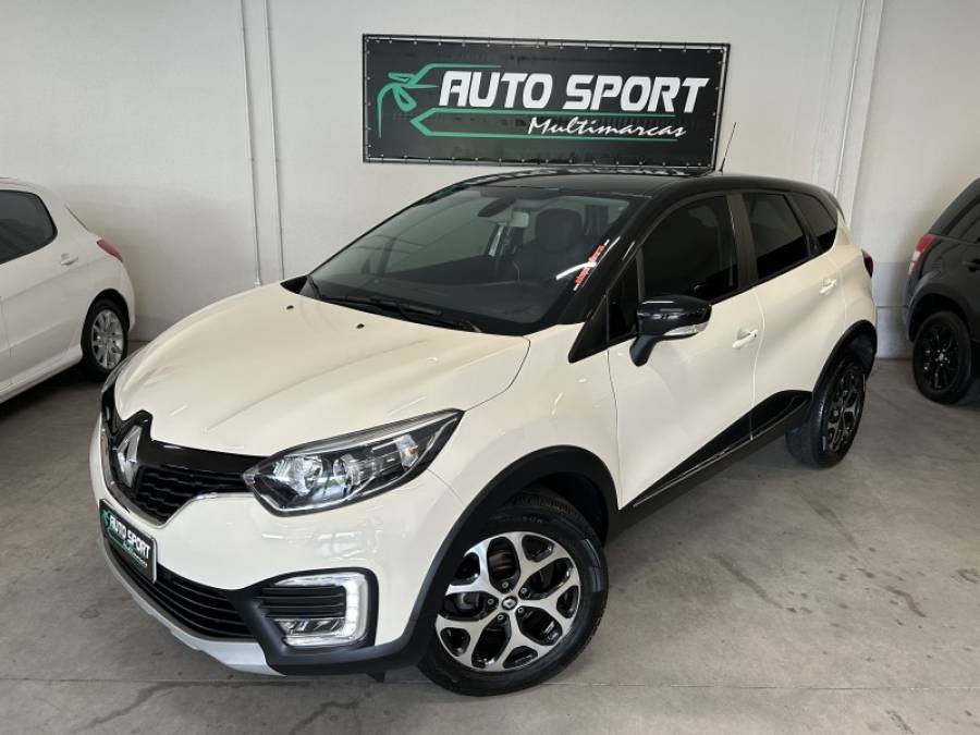 RENAULT - CAPTUR - 2017/2018 - Branca - R$ 80.000,00