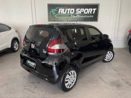 FIAT - MOBI - 2016/2017 - Preta - R$ 41.900,00