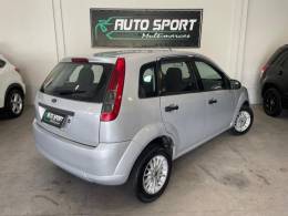 FORD - FIESTA - 2011/2012 - Prata - R$ 28.000,00