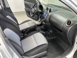 NISSAN - MARCH - 2013/2014 - Prata - R$ 40.900,00