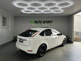 FORD - FOCUS - 2013/2013 - Branca - R$ 55.900,00