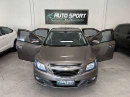 CHEVROLET - PRISMA - 2013/2014 - Cinza - R$ 53.900,00