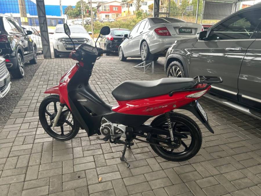 HONDA - BIZ 125 - 2010/2010 - Vermelha - R$ 9.900,00