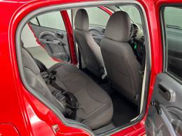 FIAT - UNO - 2012/2012 - Vermelha - R$ 31.900,00