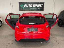 FORD - FIESTA - 2015/2015 - Vermelha - R$ 43.900,00