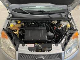 FORD - FIESTA - 2010/2010 - Prata - R$ 28.900,00