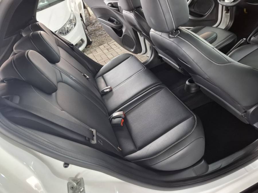 FIAT - ARGO - 2019/2020 - Branca - R$ 73.900,00