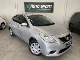 NISSAN - VERSA - 2012/2012 - Prata - R$ 33.900,00