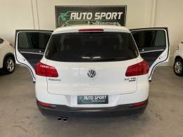 VOLKSWAGEN - TIGUAN - 2013/2014 - Branca - R$ 69.900,00